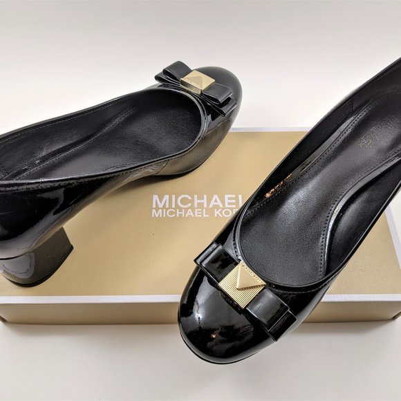 Michael Michael Kors Caroline Pump - Picture 5 of 6
